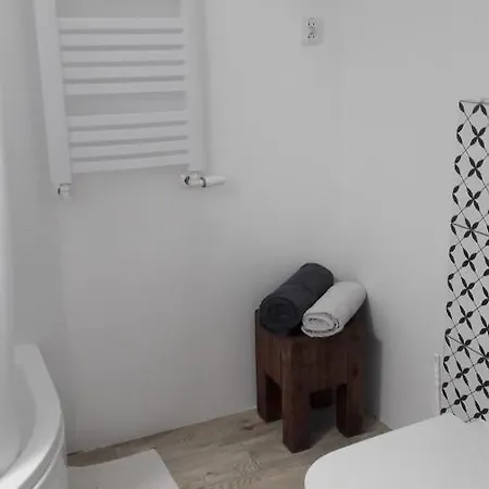 Gdynia, Sea Shell - Czarujacy, Dyskretny Loft Dla Pary Z Parkingiem - Blisko Dzikiej Plazy I Centrum Apartment